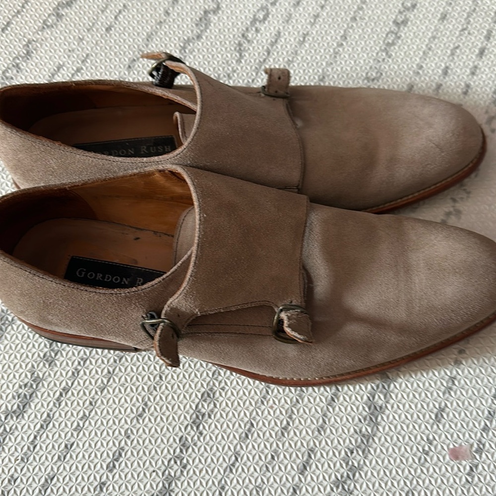 Men’s dress shoes